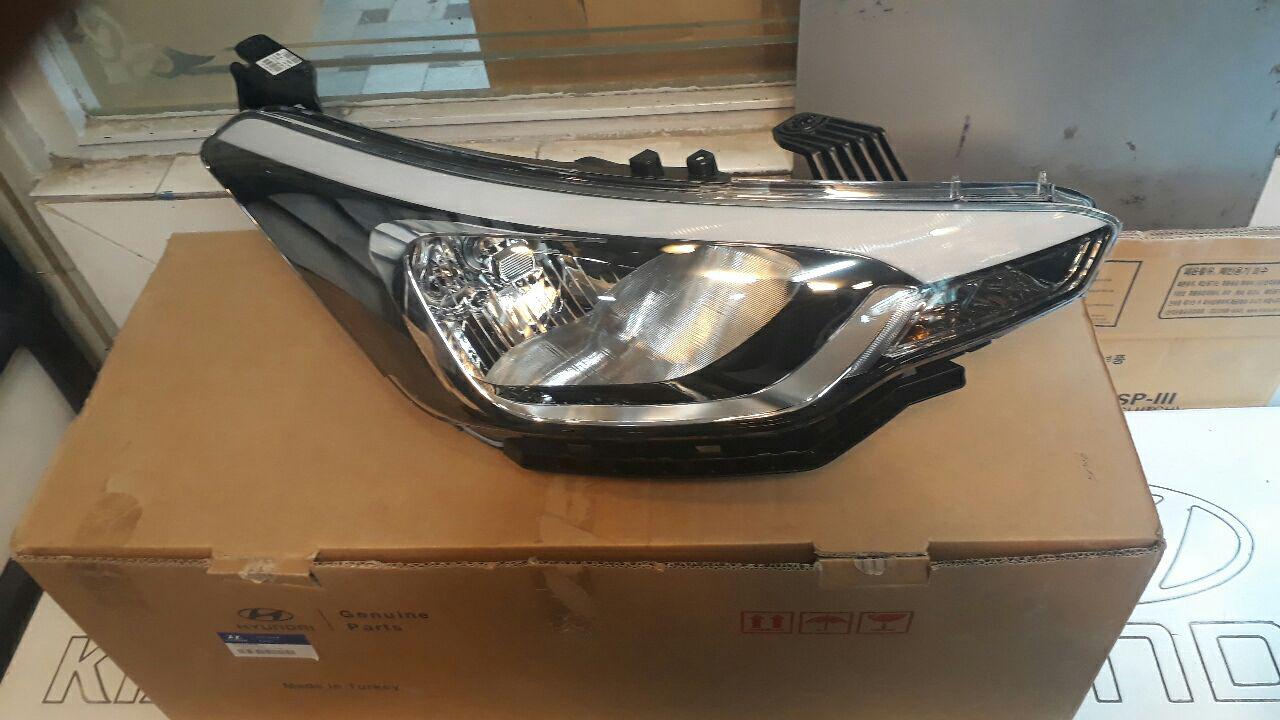چراغ جلو هیوندایی I20 مدل ۲۰۱۷ اصلی فابریک جینیون پارت-92102C8000